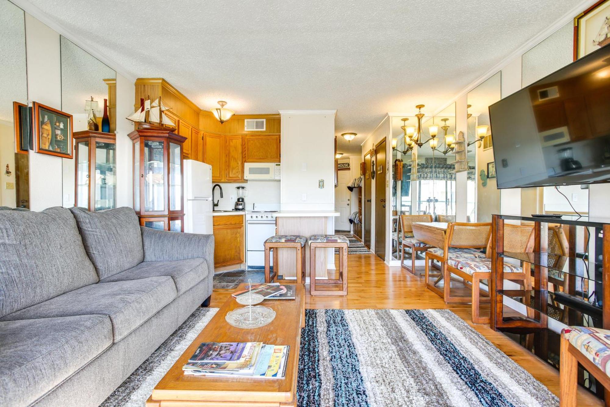 Galveston Retreat With Balcony And Gulf Views! Apartment ภายนอก รูปภาพ