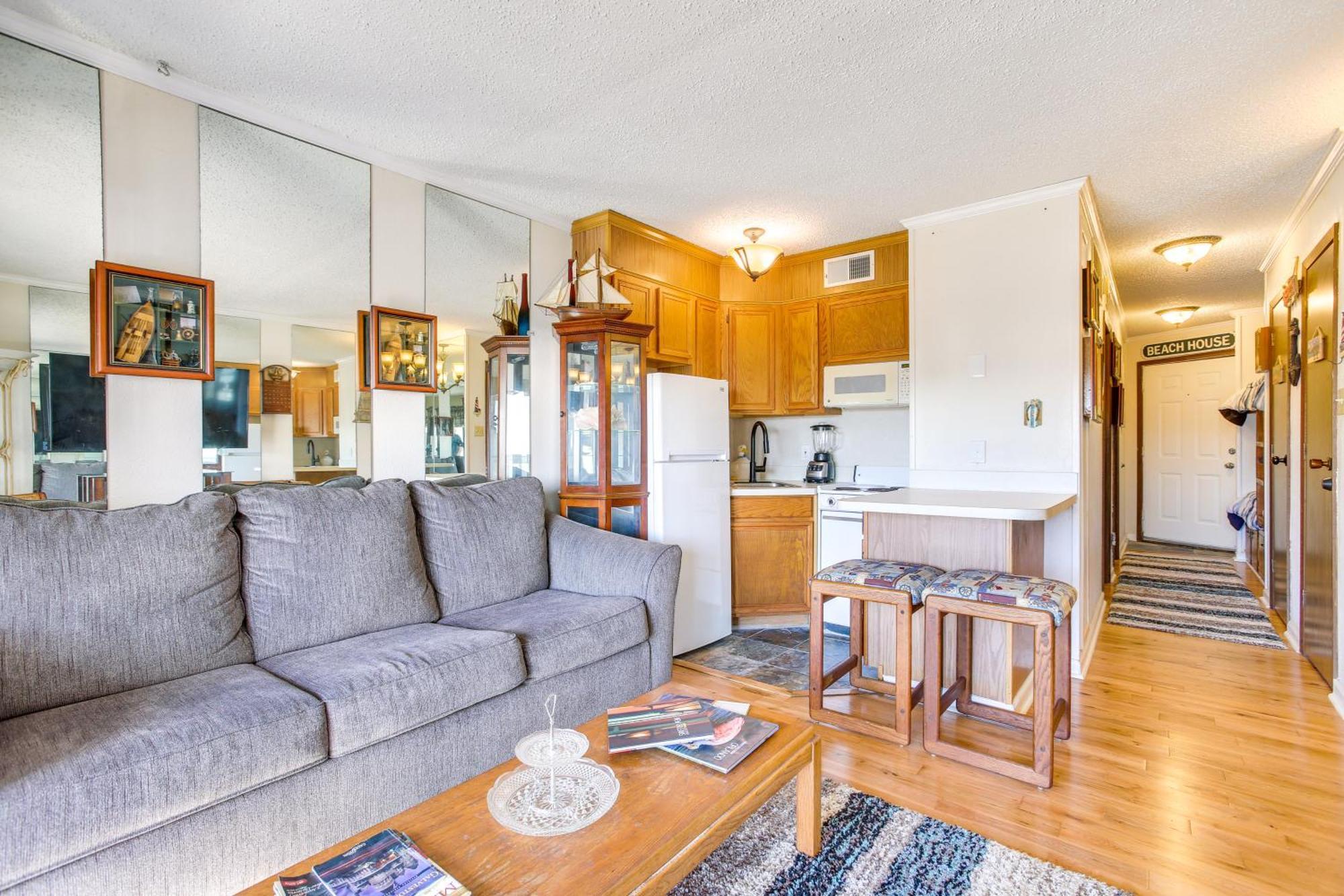 Galveston Retreat With Balcony And Gulf Views! Apartment ภายนอก รูปภาพ